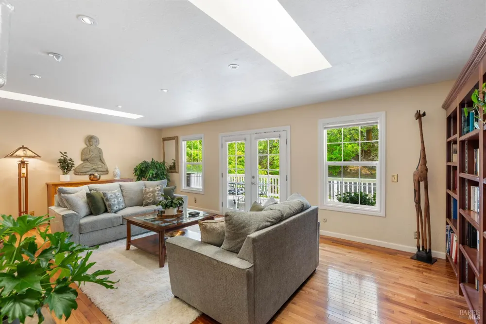 4300 Warm Springs Road Glen Ellen, CA 95442