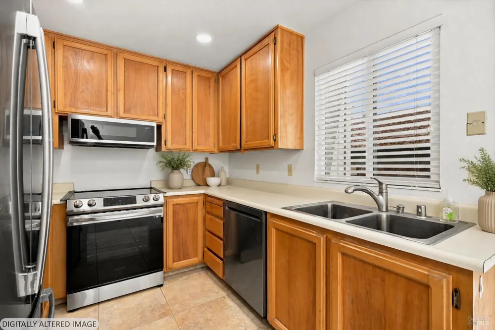 323 Harvest Lane Santa Rosa, CA 95401