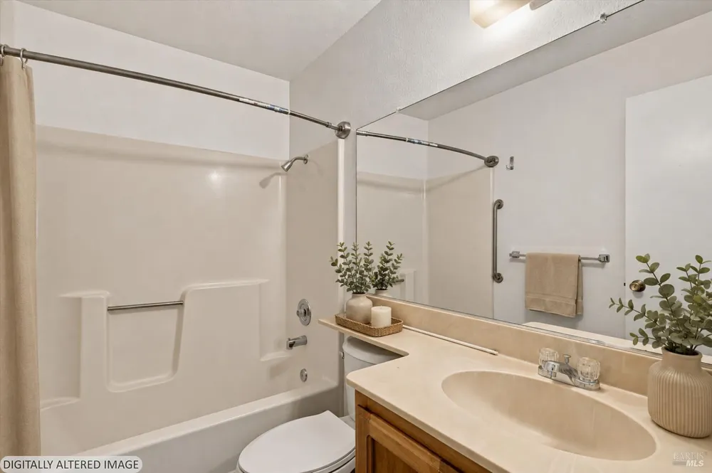 323 Harvest Lane Santa Rosa, CA 95401