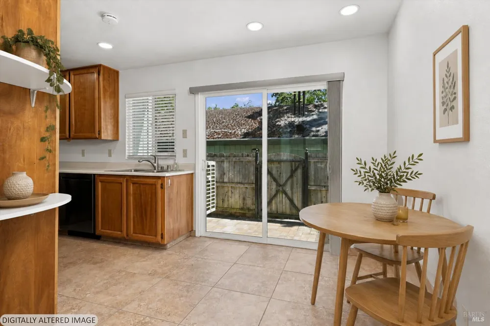 323 Harvest Lane Santa Rosa, CA 95401