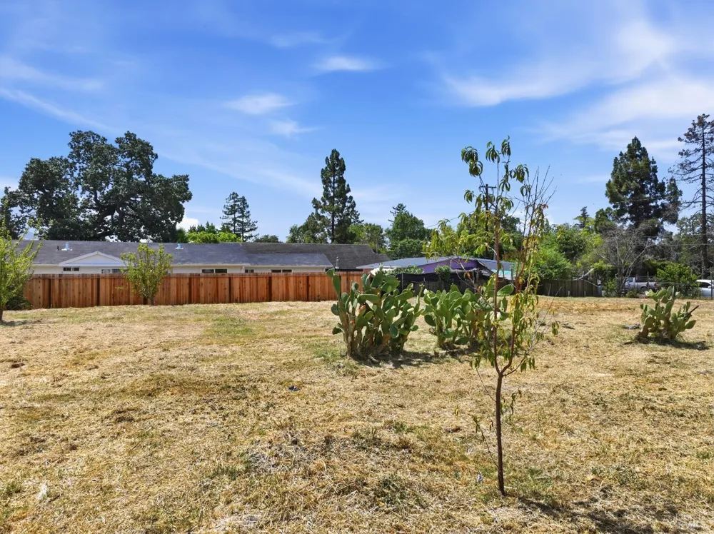 1306 Grand Avenue Santa Rosa, CA 95404