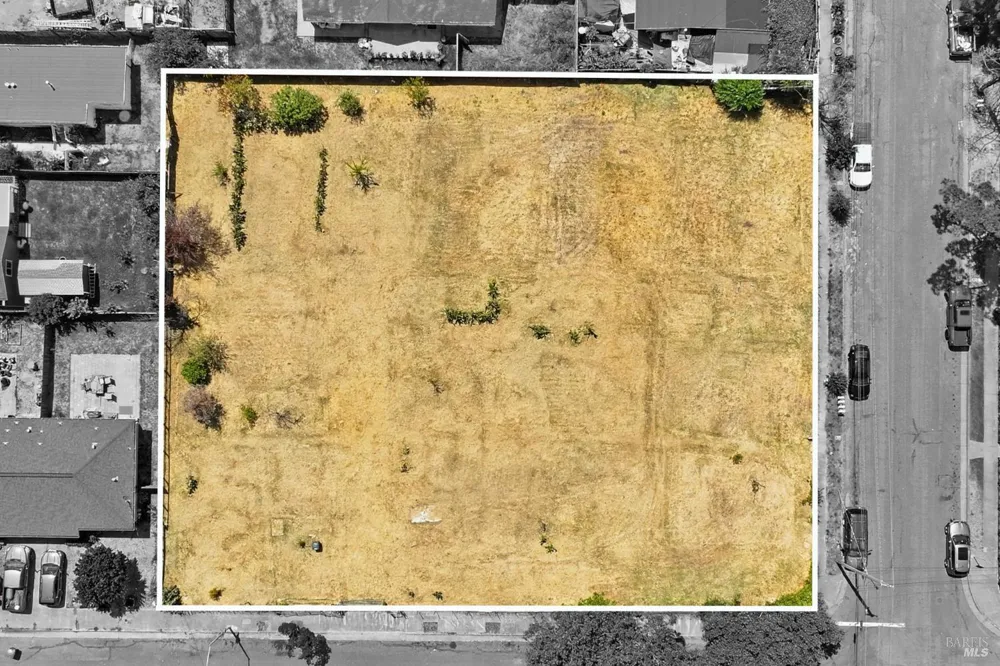 1306 Grand Avenue Santa Rosa, CA 95404