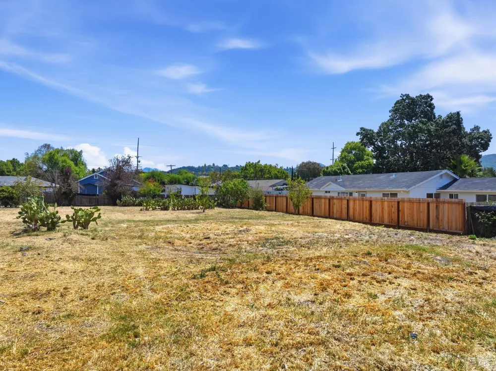1306 Grand Avenue Santa Rosa, CA 95404