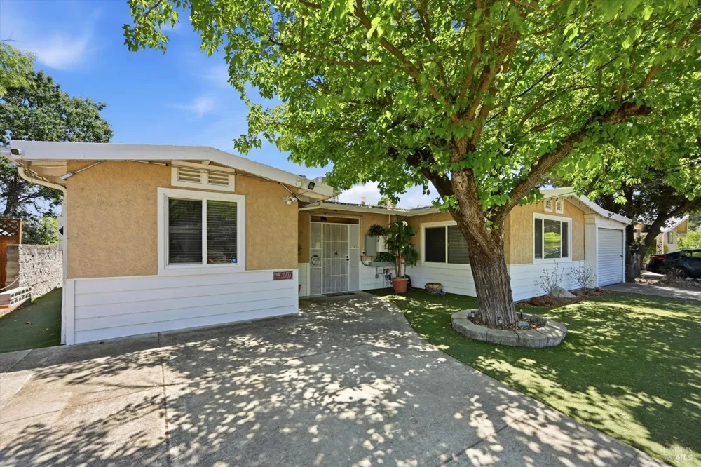 12753 Shoreview Drive Clearlake Oaks, CA 95423