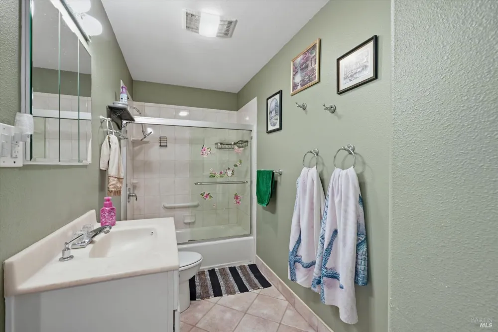 12753 Shoreview Drive Clearlake Oaks, CA 95423