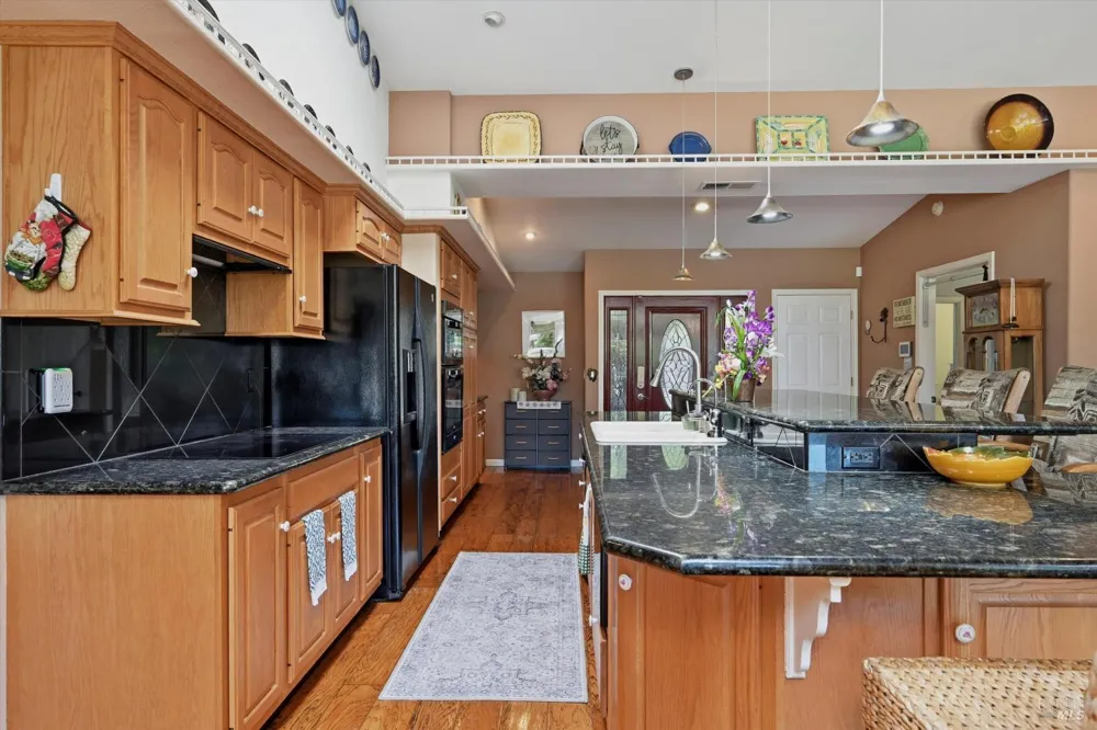 12753 Shoreview Drive Clearlake Oaks, CA 95423
