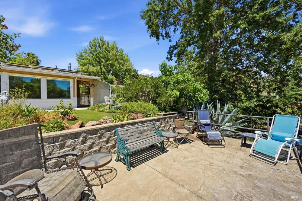 12753 Shoreview Drive Clearlake Oaks, CA 95423