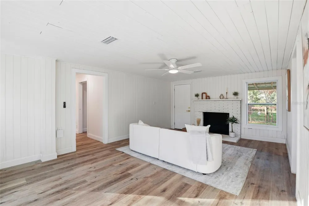 425 SE 2ND STREET Williston, FL 32696