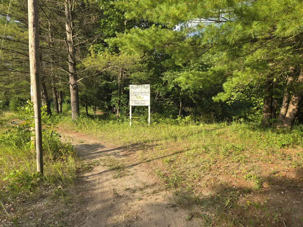 8207 Hunters Ridge Drive Irons, MI 49644
