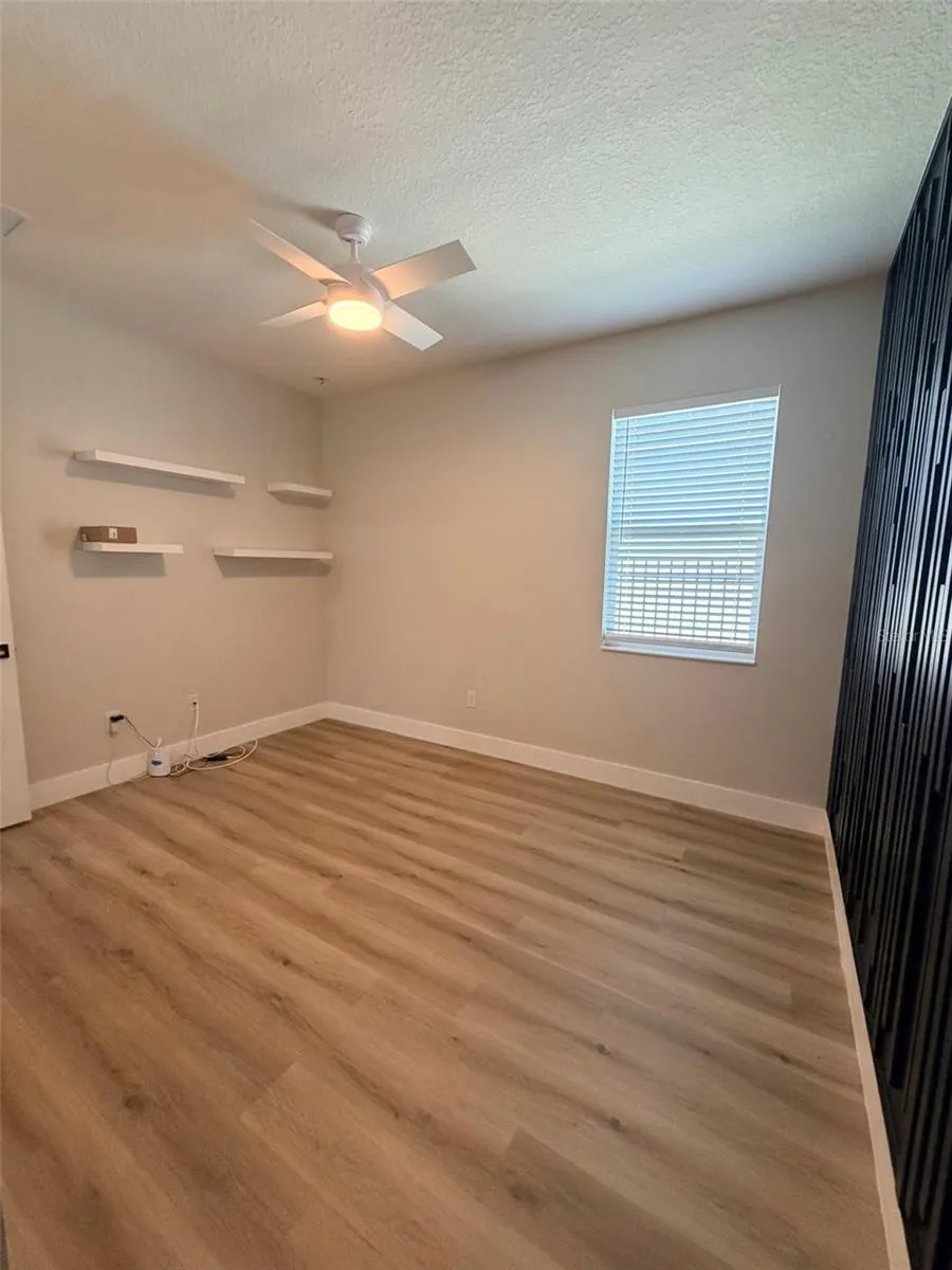 3467 74TH AVENUE CIRCLE E Sarasota, FL 34243