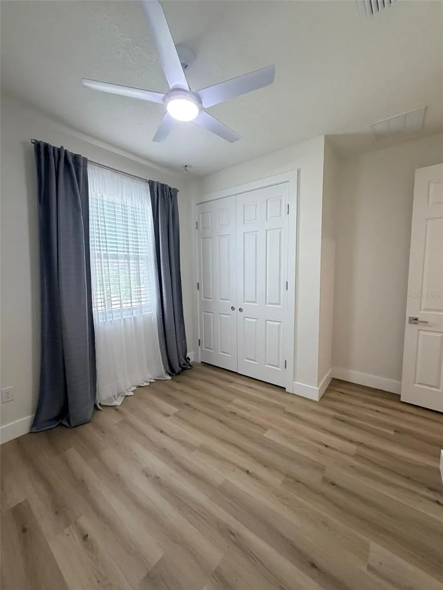 3467 74TH AVENUE CIRCLE E Sarasota, FL 34243