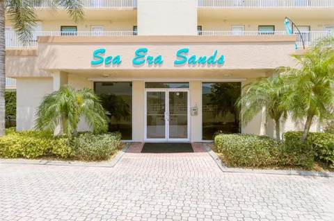 555 HARRISON AVENUE #402