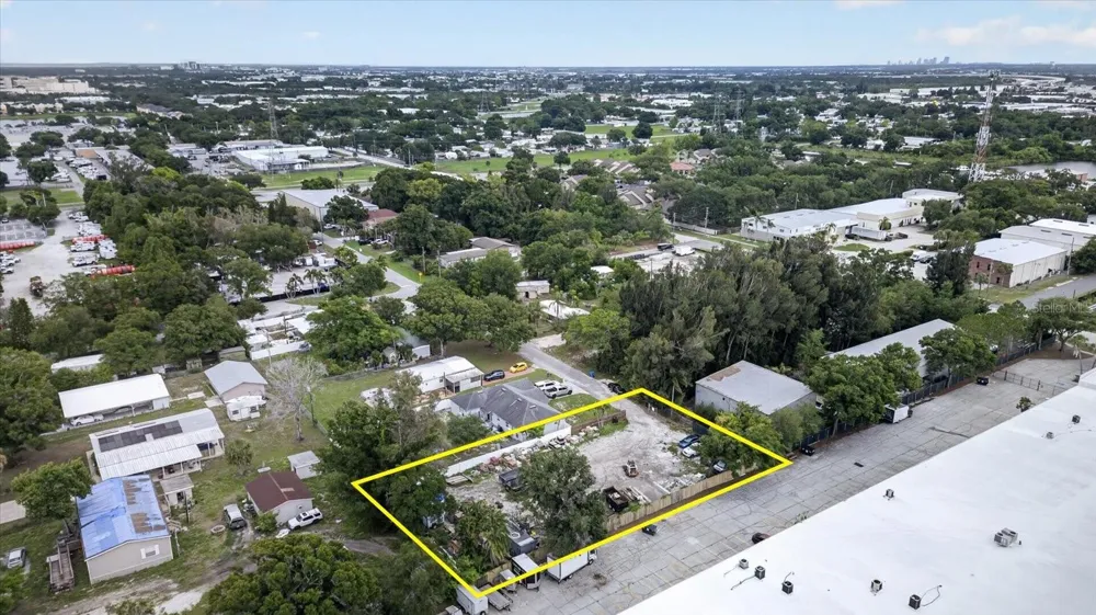 6353 143RD AVENUE Clearwater, FL 33760