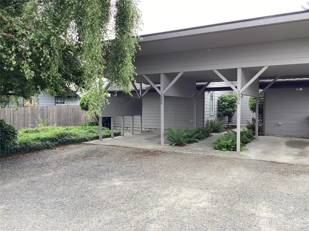 1308 63rd Street SE Everett, WA 98203