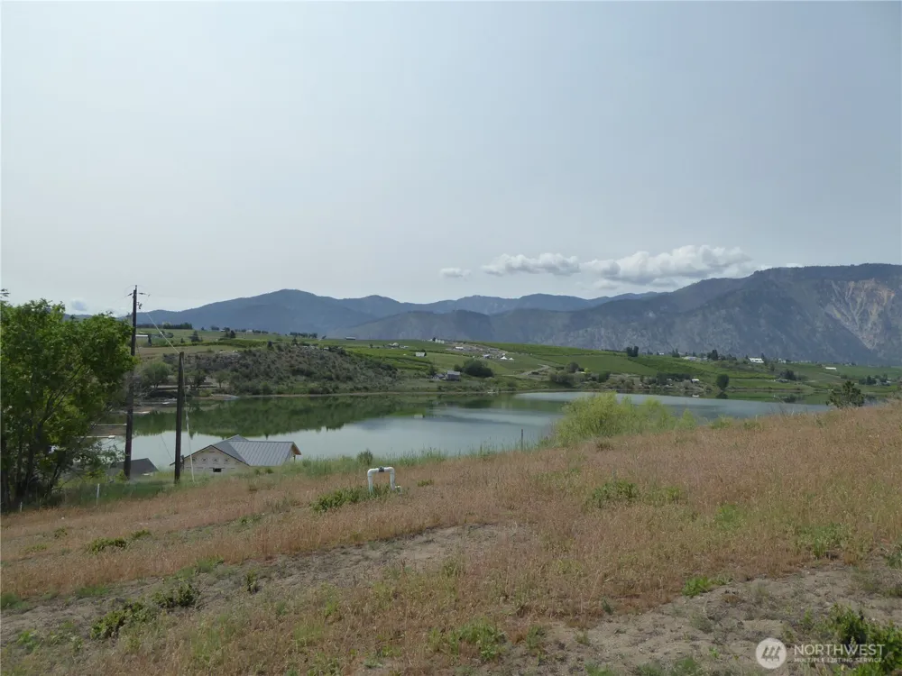 5 Roses View Lane Manson, WA 98831