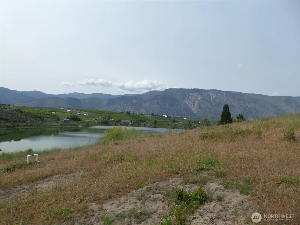 5 Roses View Lane Manson, WA 98831