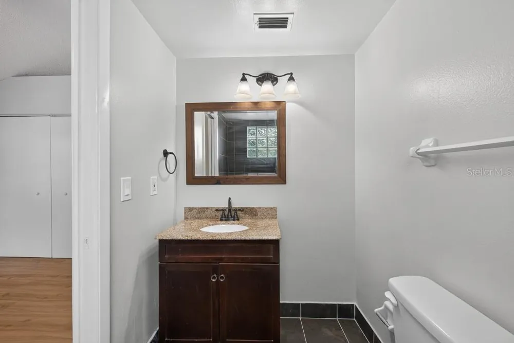 3002 W CLEVELAND STREET #D11 Tampa, FL 33609