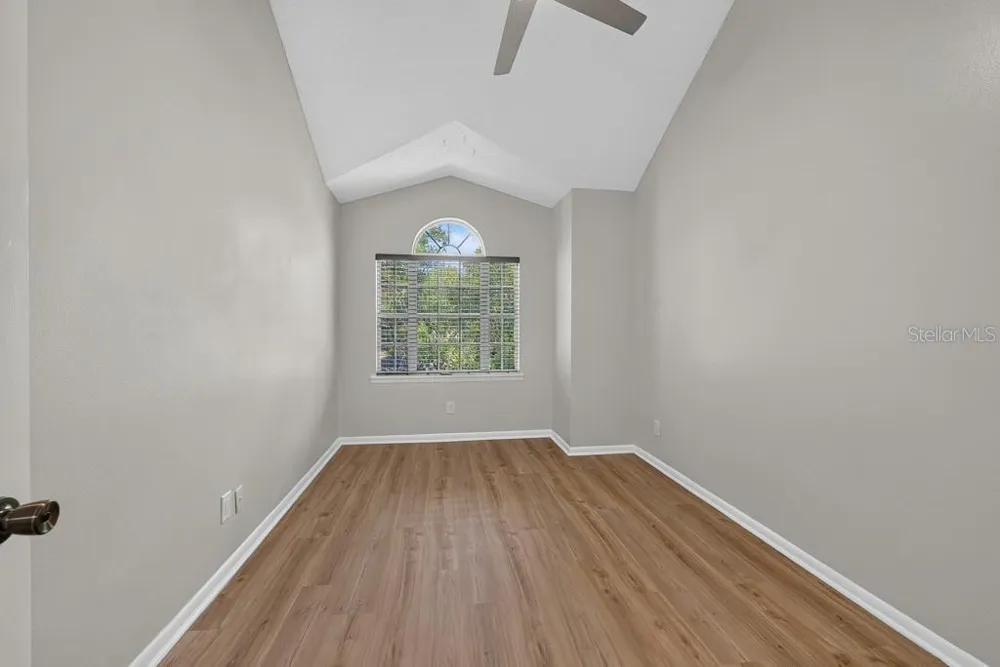 3002 W CLEVELAND STREET #D11 Tampa, FL 33609