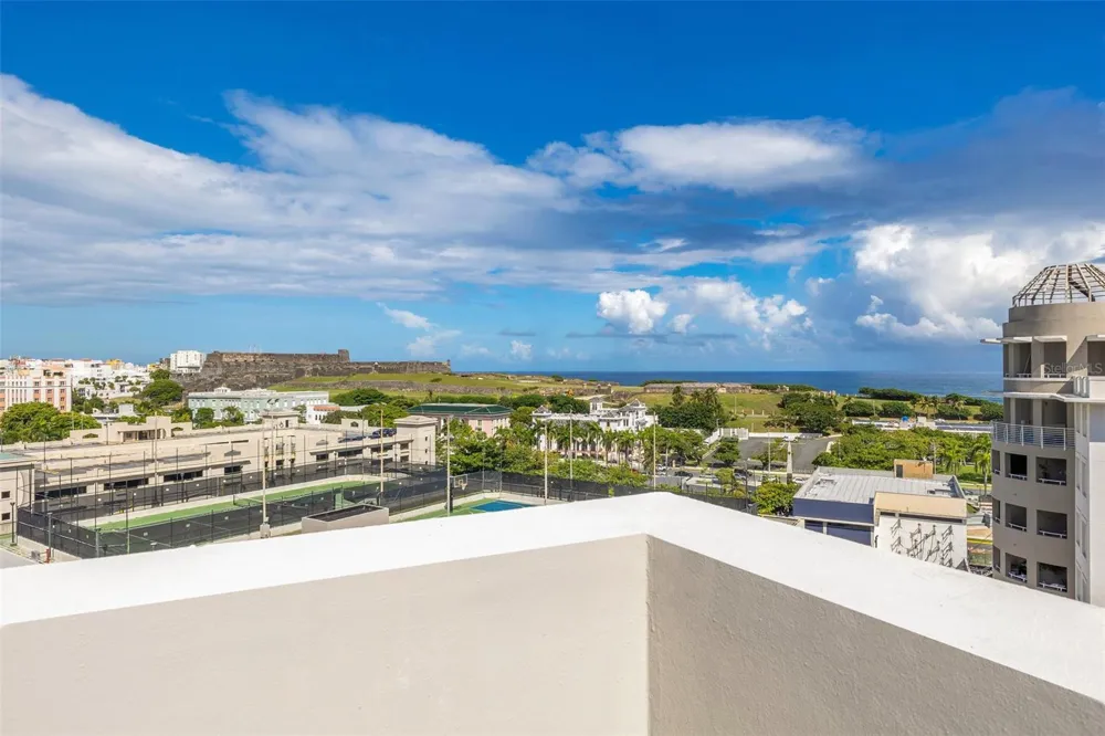 100 CALLE DEL MUELLE #21007 Old San Juan, PR 00901