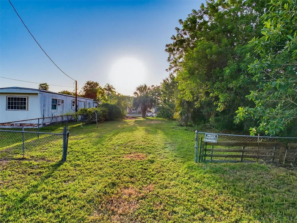 14905 OLD DIXIE HIGHWAY Hudson, FL 34667