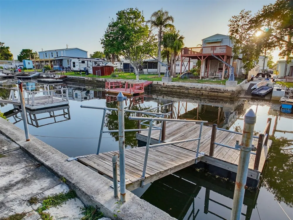 14905 OLD DIXIE HIGHWAY Hudson, FL 34667