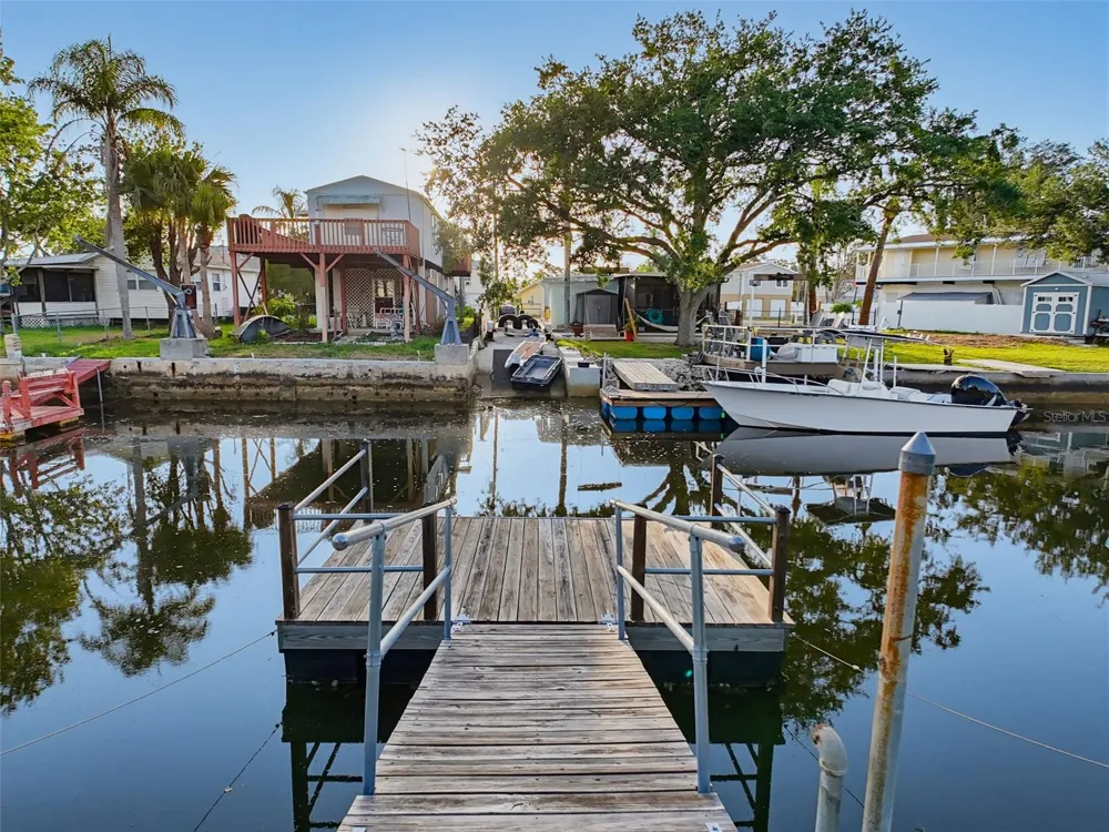 14905 OLD DIXIE HIGHWAY Hudson, FL 34667