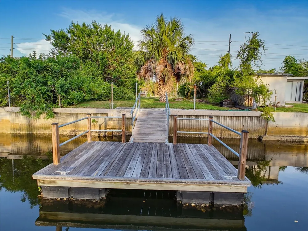 14905 OLD DIXIE HIGHWAY Hudson, FL 34667