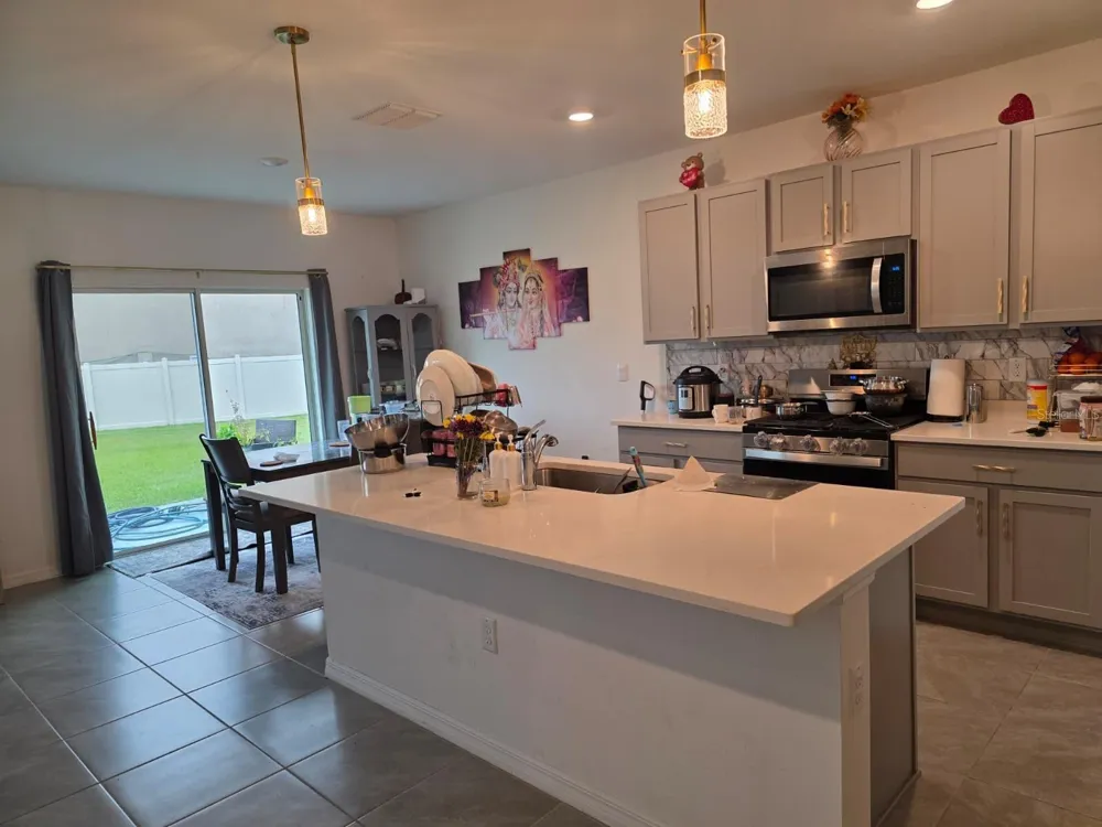 35518 LOCKMAN WAY Zephyrhills, FL 33541
