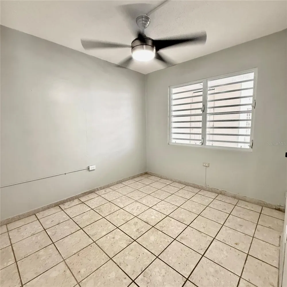 143 JARDINES DE COUNTRY CLUB #CG26 Carolina, PR 00983