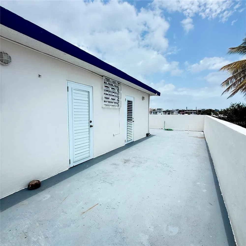 143 JARDINES DE COUNTRY CLUB #CG26 Carolina, PR 00983