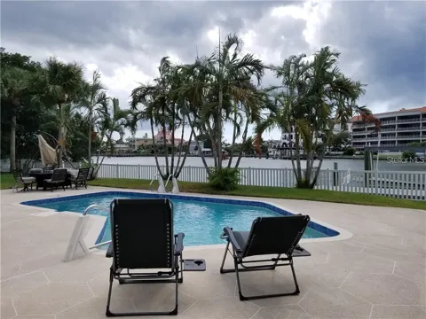 4000 BELLE VISTA DRIVE