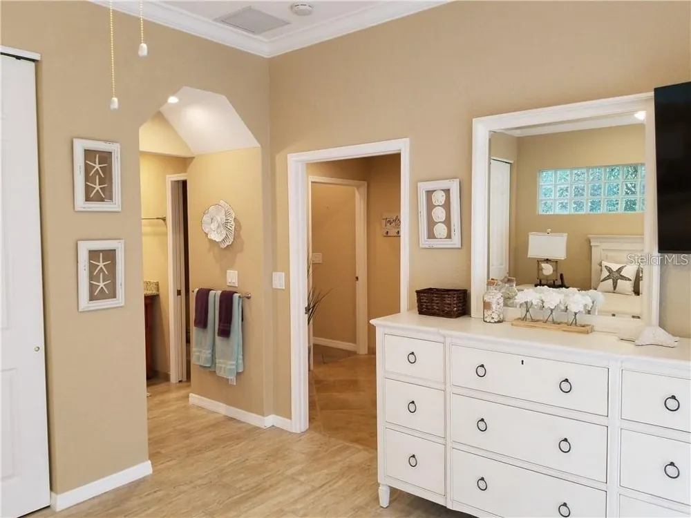 4000 BELLE VISTA DRIVE St Petersburg, FL 33706