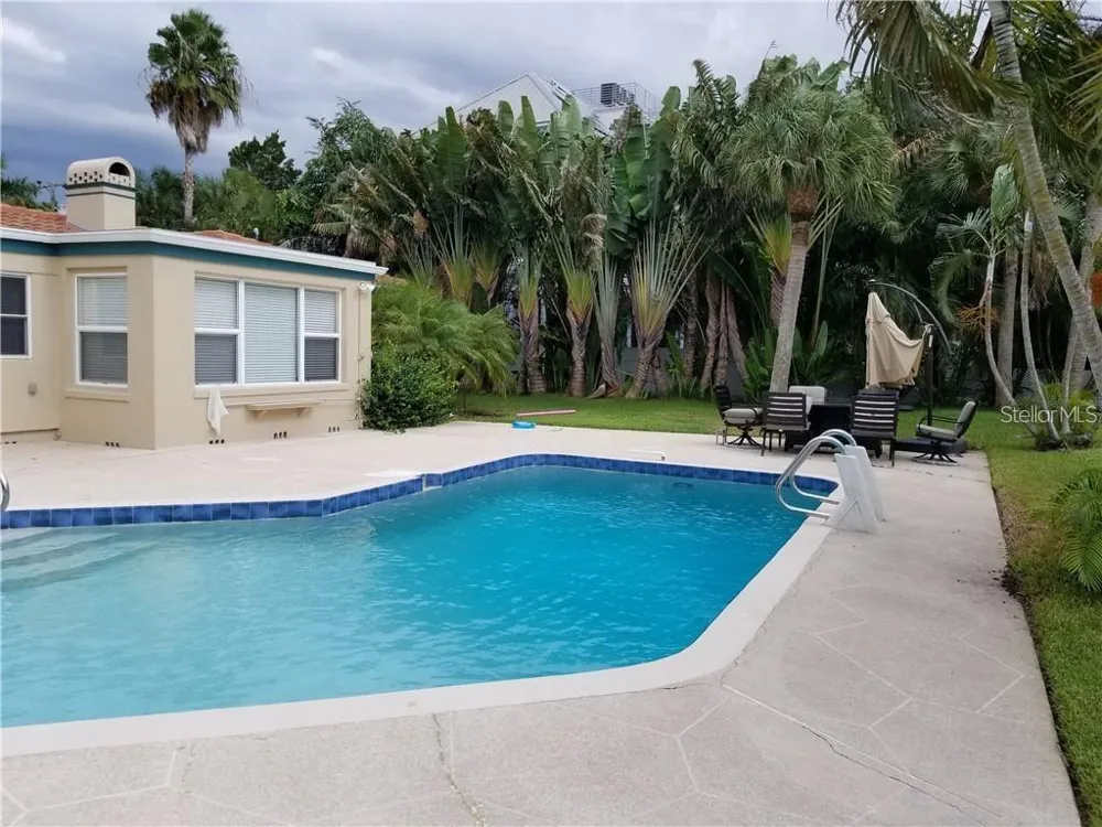 4000 BELLE VISTA DRIVE St Petersburg, FL 33706