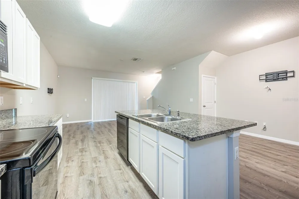 8908 INDIGO TRAIL LOOP Riverview, FL 33578