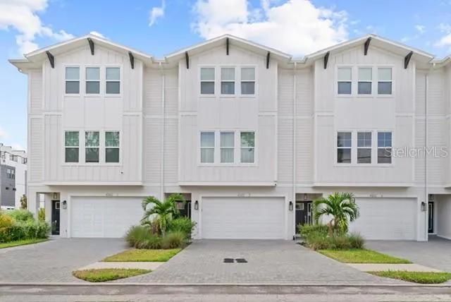 4302 W NORTH B STREET #2 Tampa, FL 33609