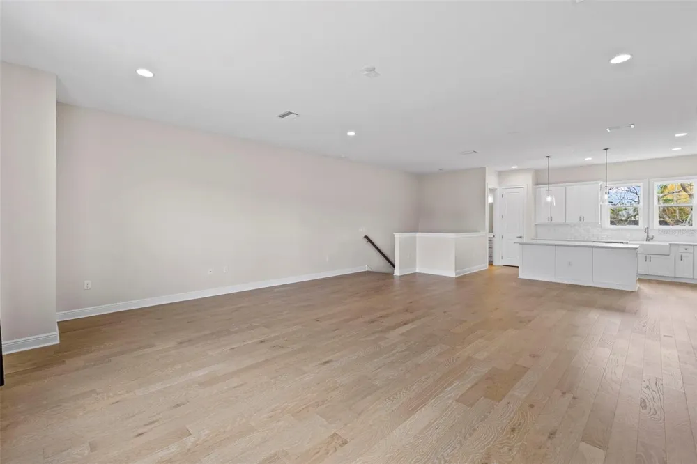4302 W NORTH B STREET #2 Tampa, FL 33609