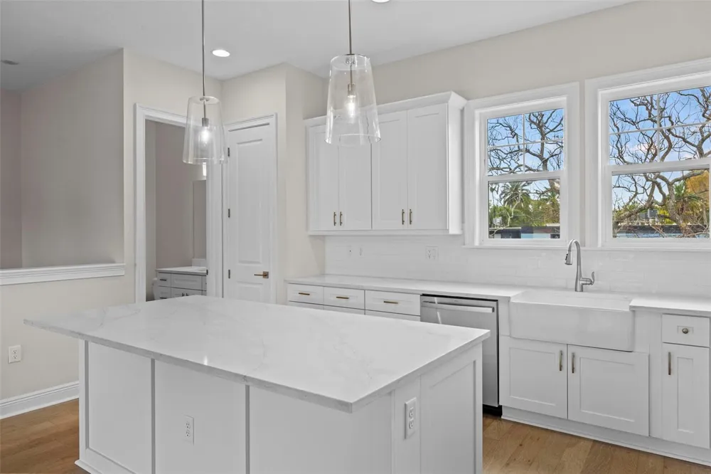 4302 W NORTH B STREET #2 Tampa, FL 33609