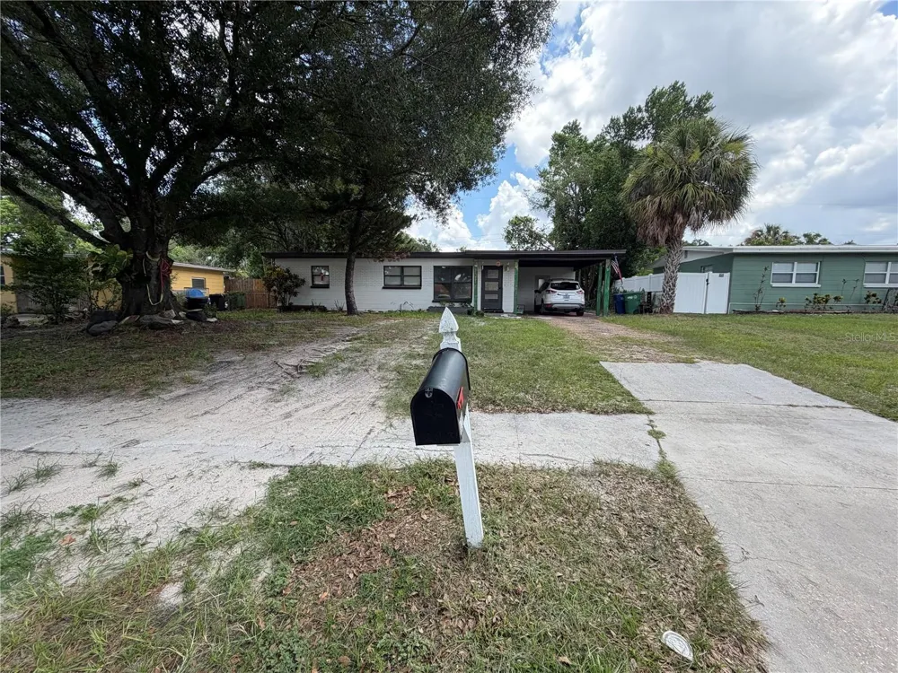 10111 OLA AVENUE Tampa, FL 33612