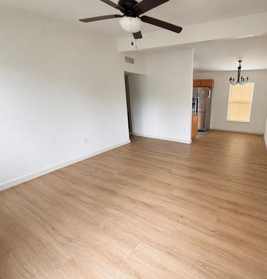 10111 OLA AVENUE Tampa, FL 33612