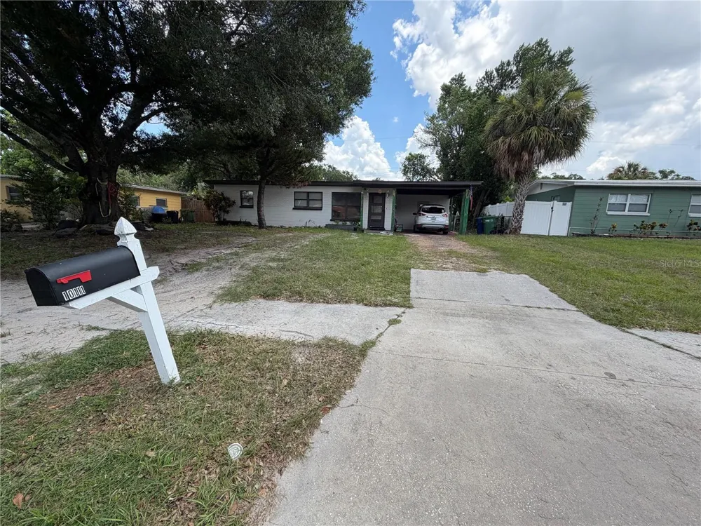 10111 OLA AVENUE Tampa, FL 33612
