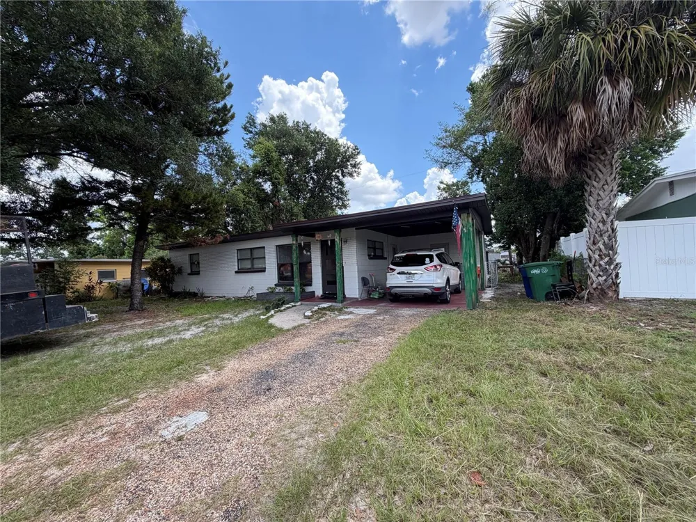 10111 OLA AVENUE Tampa, FL 33612