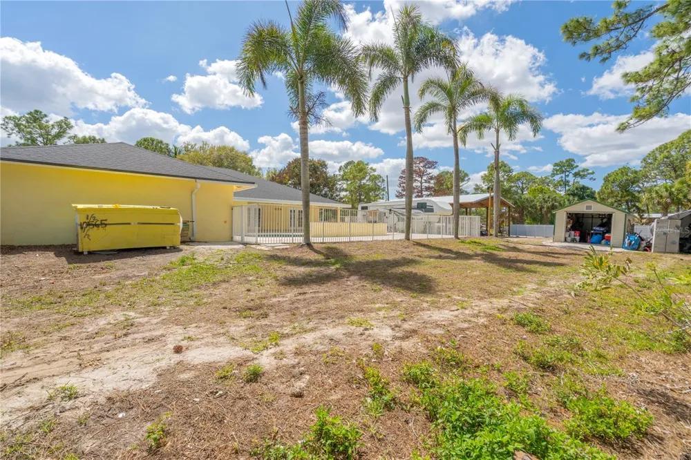 17075 ORANGE GROVE BOULEVARD Loxahatchee, FL 33470