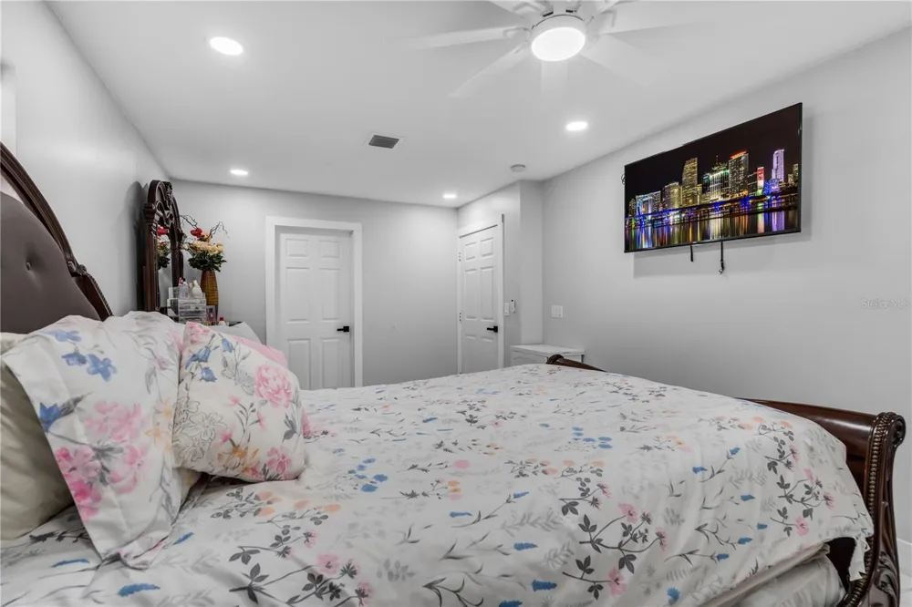 17075 ORANGE GROVE BOULEVARD Loxahatchee, FL 33470