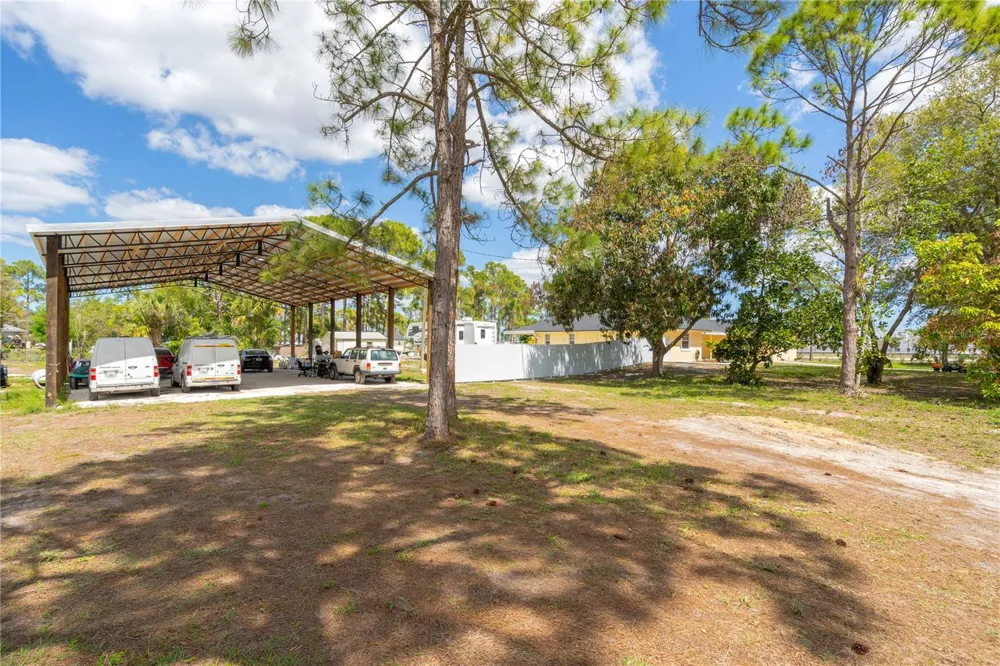 17075 ORANGE GROVE BOULEVARD Loxahatchee, FL 33470