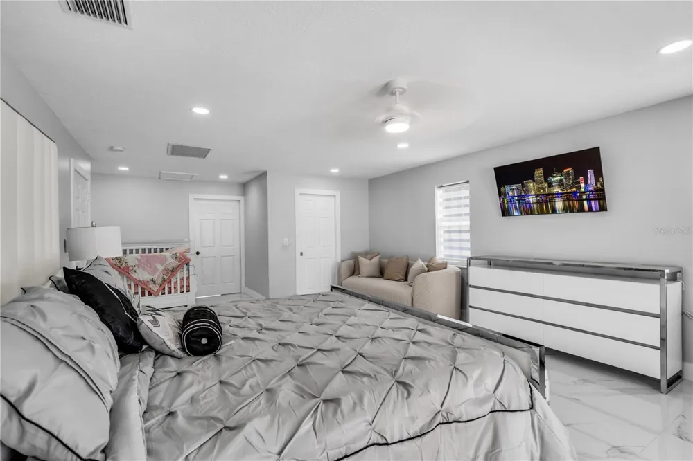 17075 ORANGE GROVE BOULEVARD Loxahatchee, FL 33470