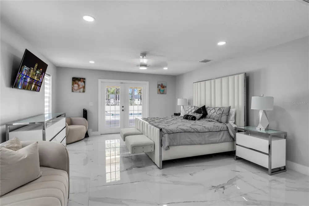 17075 ORANGE GROVE BOULEVARD Loxahatchee, FL 33470