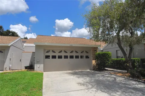 5565 SALEM SQUARE DRIVE