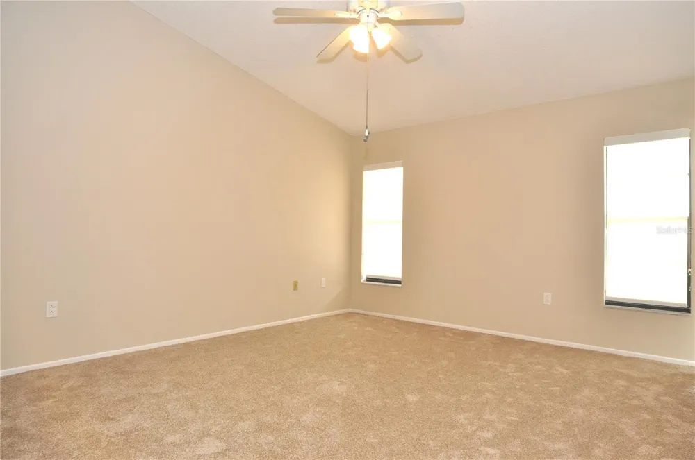 5565 SALEM SQUARE DRIVE Palm Harbor, FL 34685