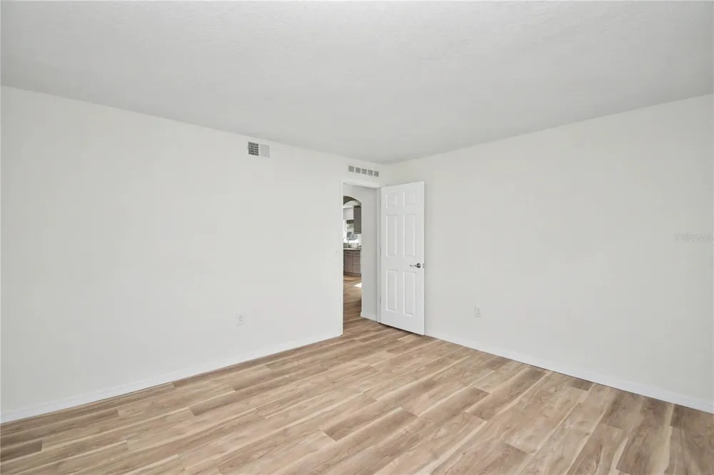 4948 CROMEY ROAD North Port, FL 34288