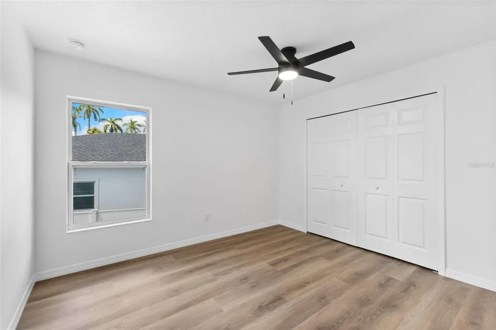 120 BROWN STREET Bradenton, FL 34208